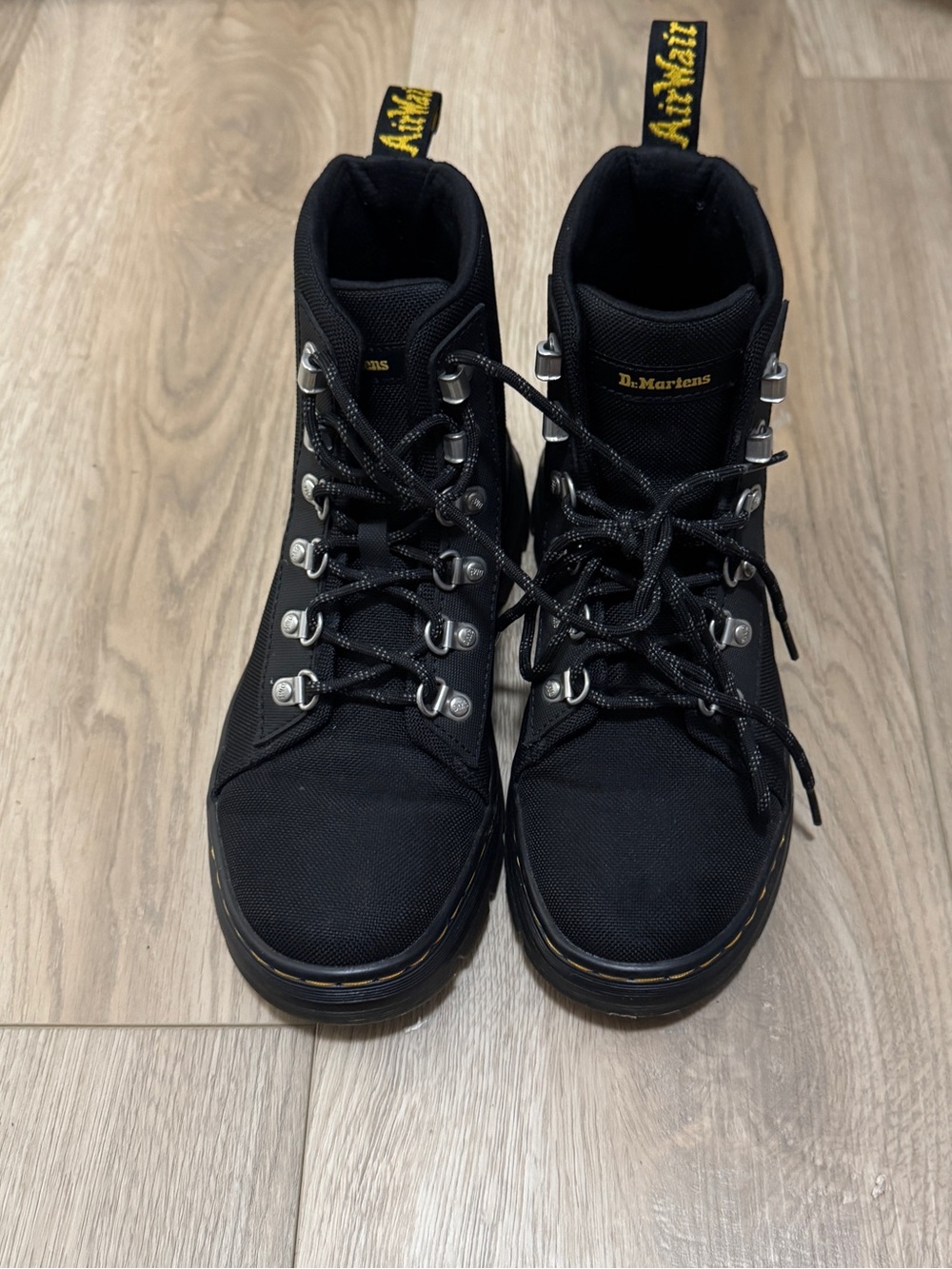 Dr. Martens Women's Combs W Tie Poly Casual Boots USL 7 Like New - Picture 2 of 9